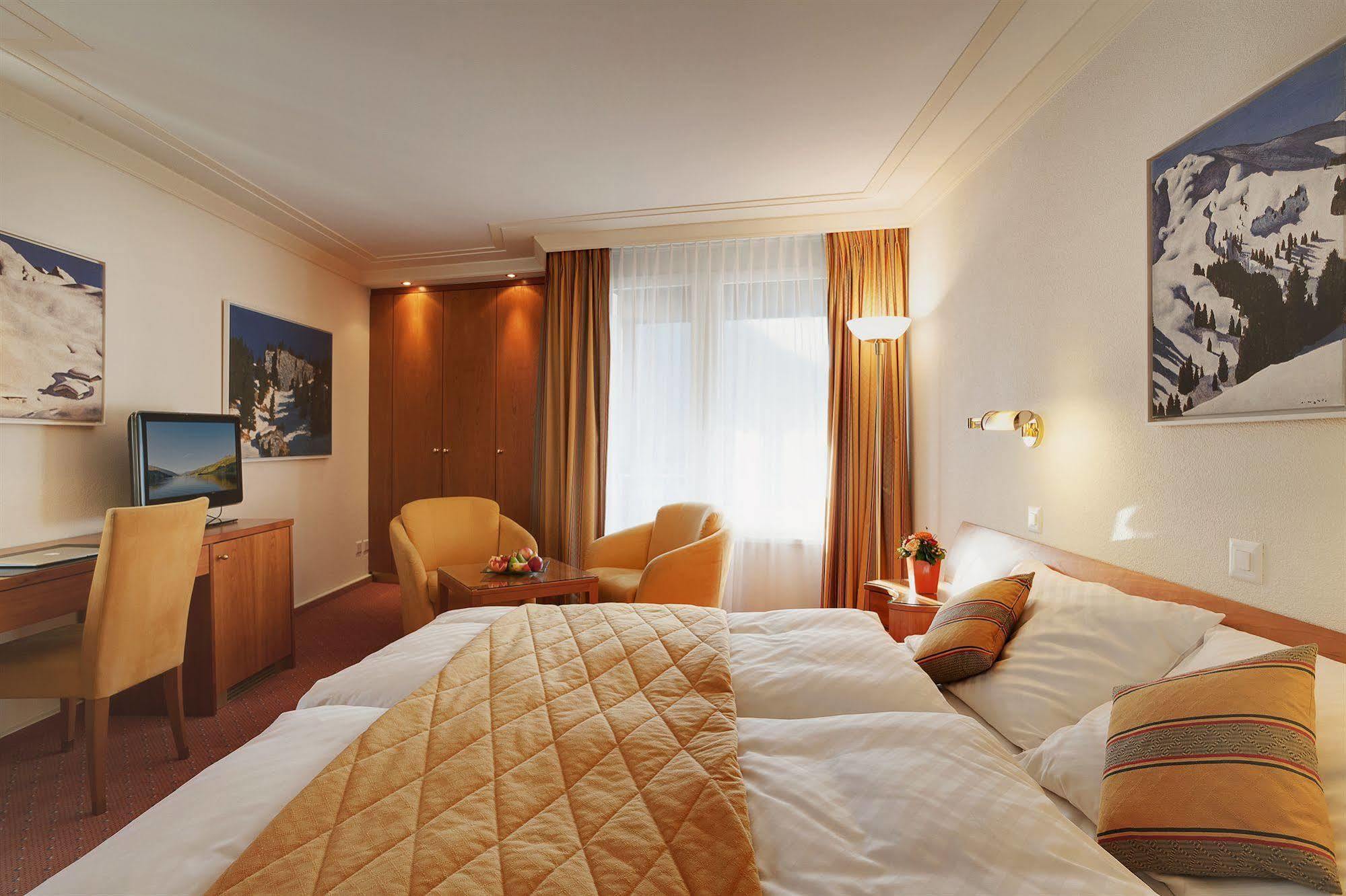 Kongress Hotel Давос Екстер'єр фото